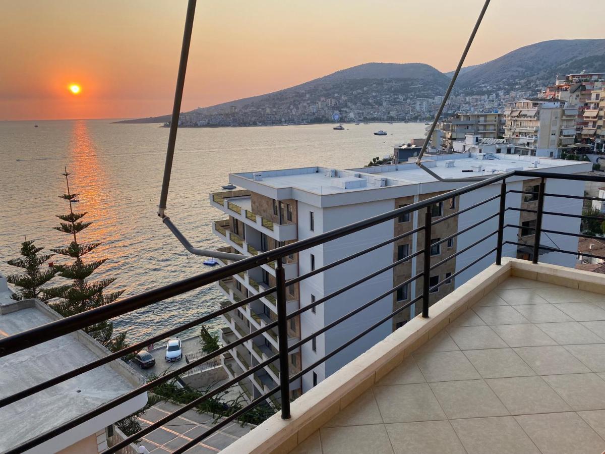 Layo's apartment Sarandë Exterior foto